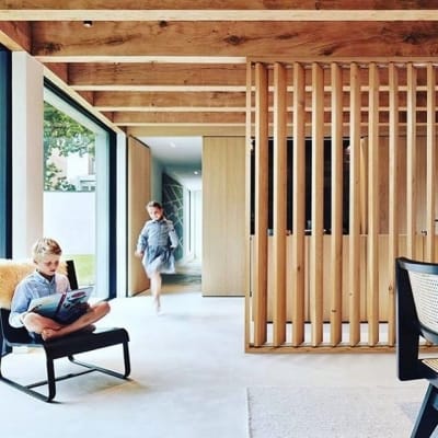 realisatie @carpentierhardwood, architect @vincentholvoet⁣⠀⁣⠀